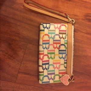 Dooney & Bourke wristlet