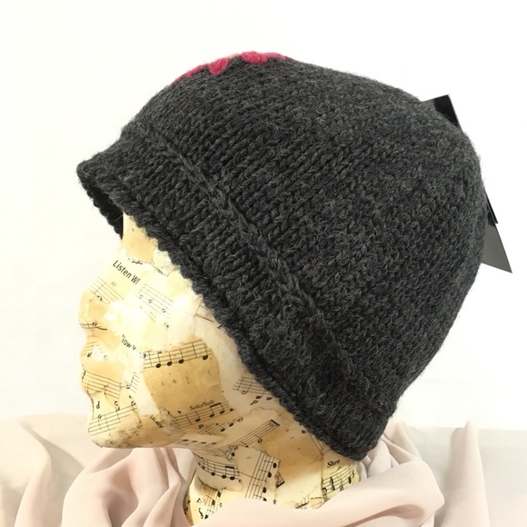 NWT Moshiki 100% natural wool hand knit grey hat - Picture 2 of 7