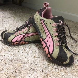 Puma Cell sneakers lightly worn