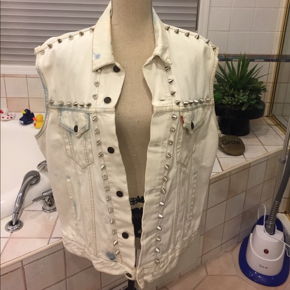 LF EXCLUSIVE LEVIS DENIM STUDDED VEST
