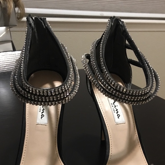 Worn once formal heels - Picture 2 of 4