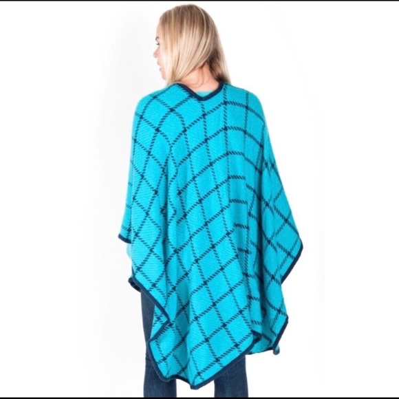 Amazing Blanket Shawl - Picture 2 of 6