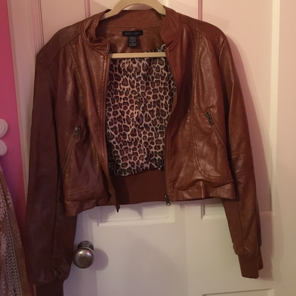 Trendy brown leather jacket. Doki Deki. Size M