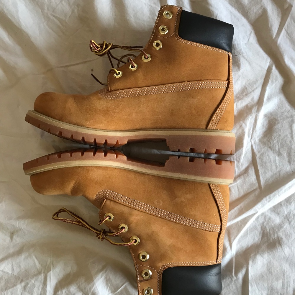 PRICE FIRM Women's Authentic Timberlands