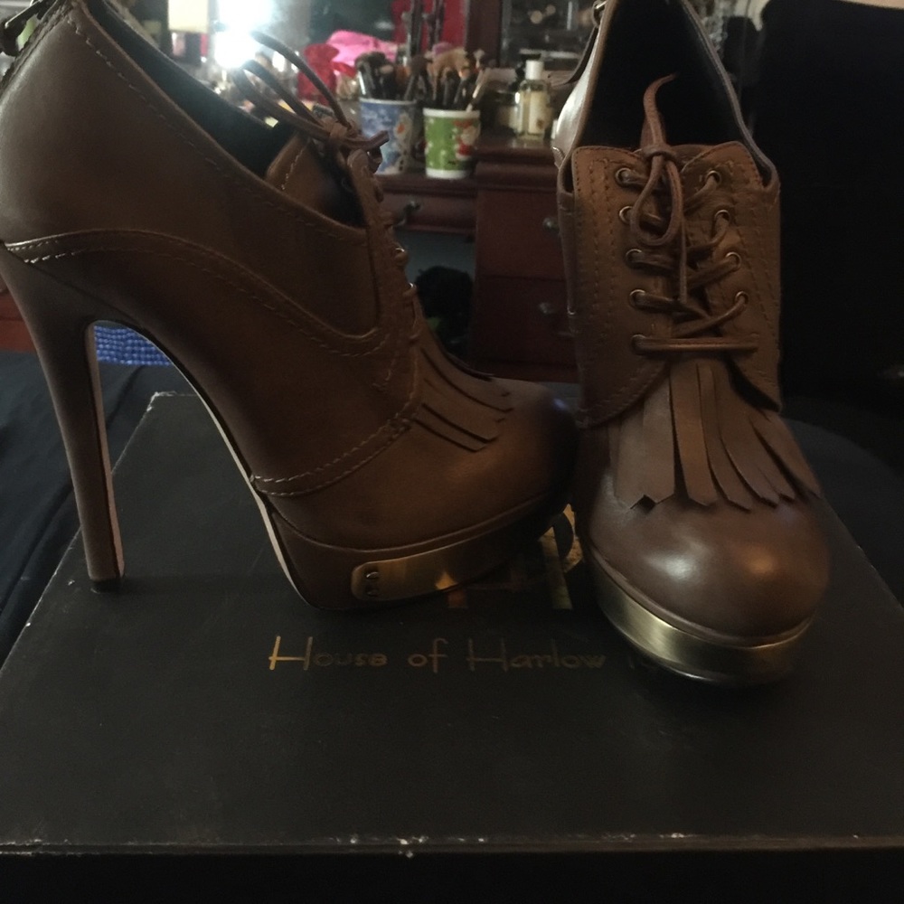 House of Harlow Nelly bootie