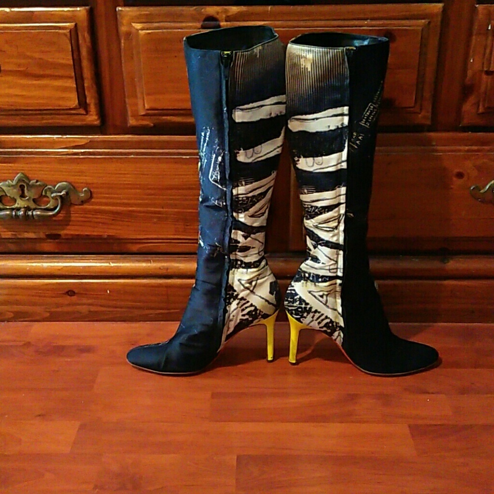 Boots - Picture 2 of 2