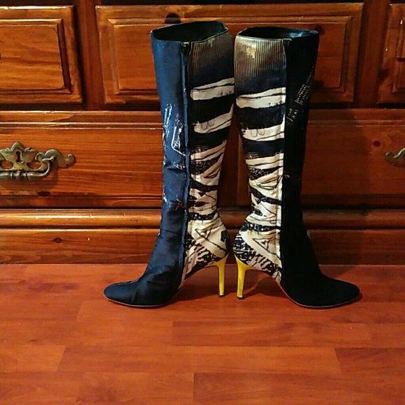 Boots - Picture 2 of 2