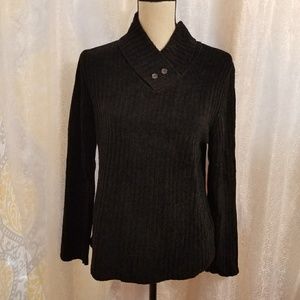 FOR SALE-BLACK VELVET RIBBED NECK TOP