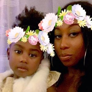 Meet your Posher, Stacy