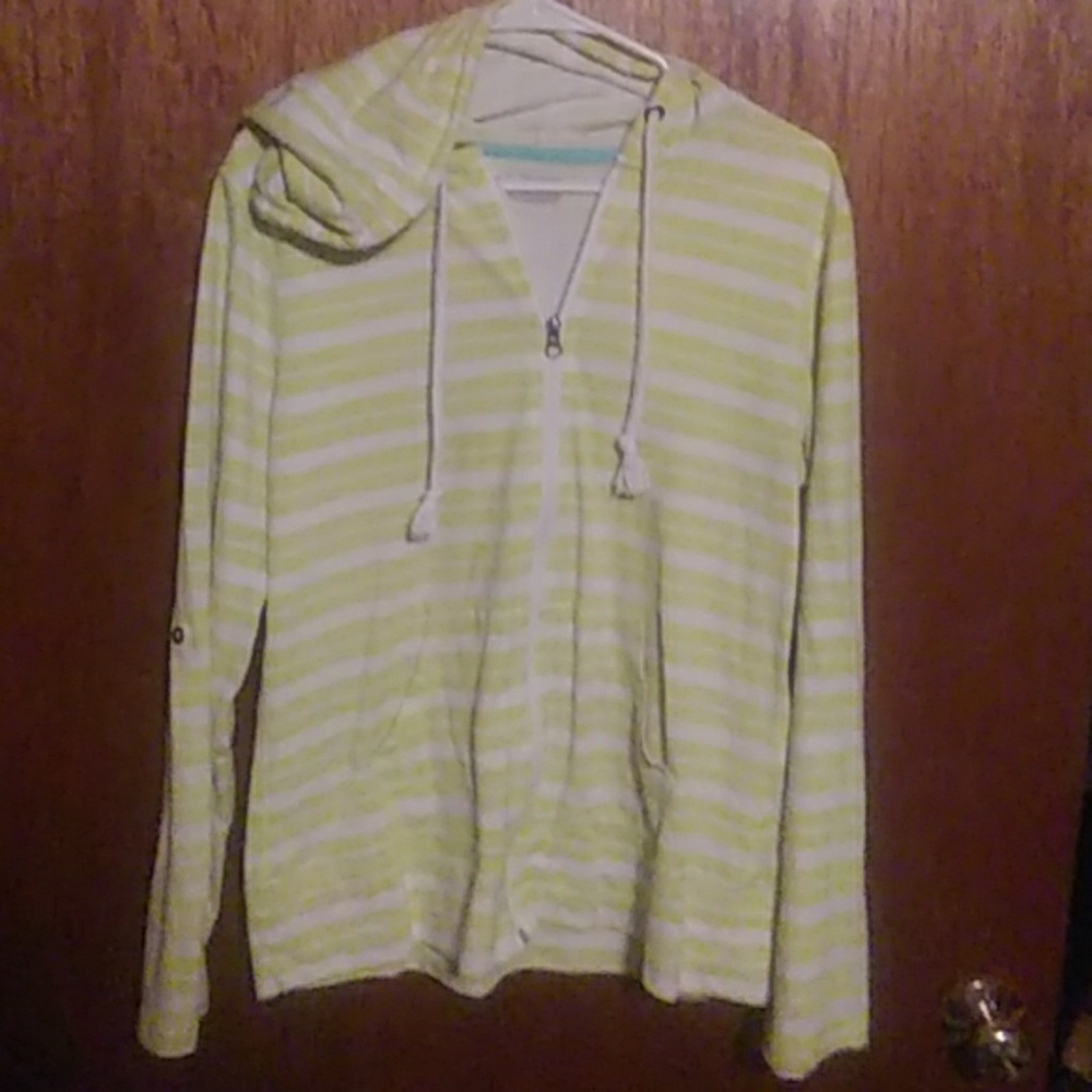 Light weight sweatshirt