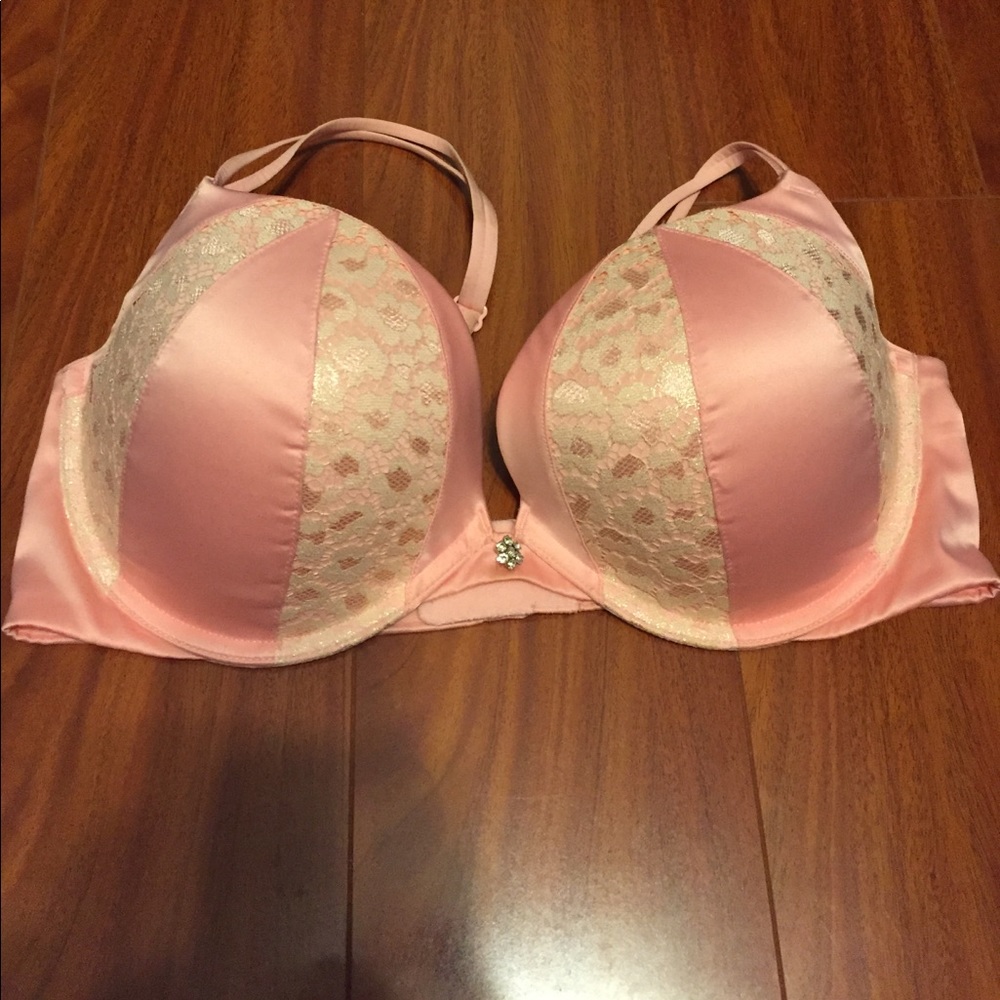 Victoria Secret Very Sexy push up bra