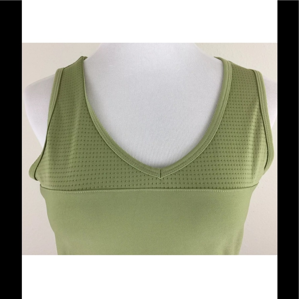 Lucy Workout Green Mesh Tank Top Yoga Size Larger - Picture 3 of 6