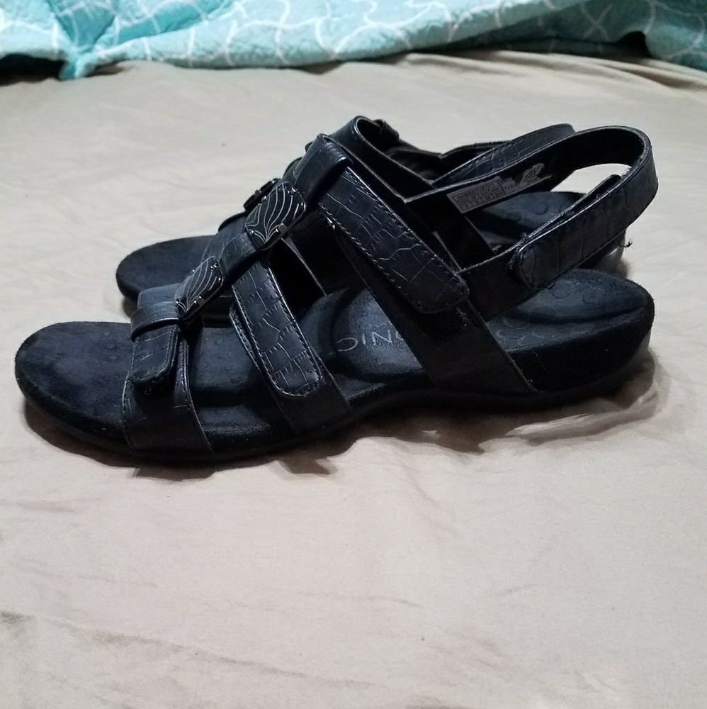 Vionic sandals