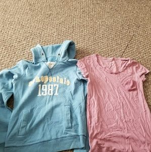 Aero hoodie an LOFT shirt
