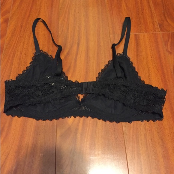 Victoria Secret bralette - Picture 2 of 3