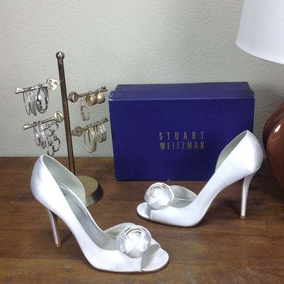 NWT Stuart Weitzman White Satin Open Toe Heels - Picture 3 of 8