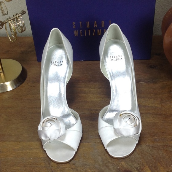 NWT Stuart Weitzman White Satin Open Toe Heels - Picture 2 of 8