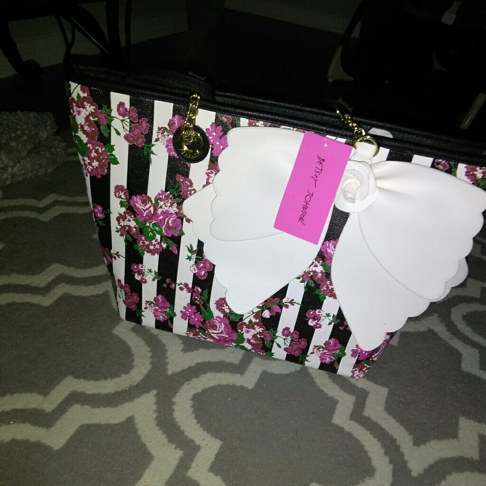 Betsey johnson