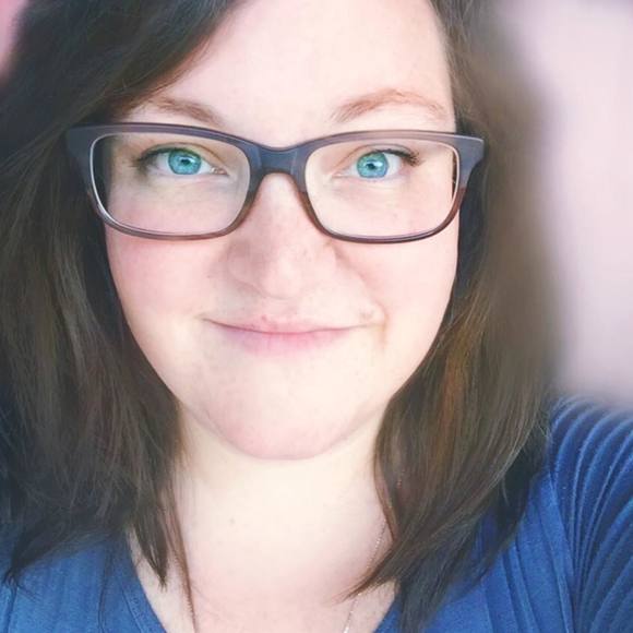 Meet your Posher, Libby - Picture 1 of 1