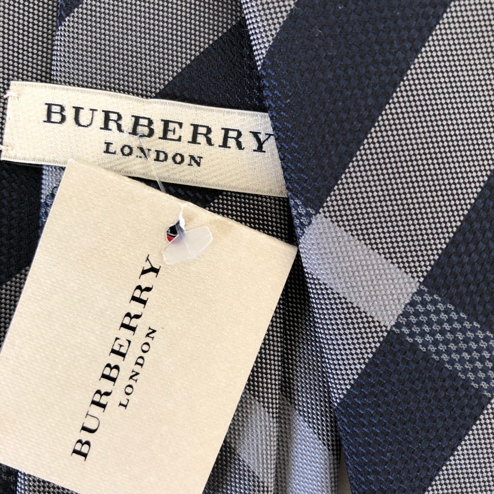 Burberry London Wide Silk Tie Regent