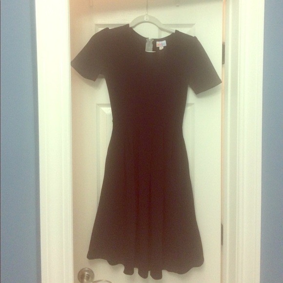 NEVER WORN LuLaRoe XXS Black Amelia dress - Picture 1 of 5