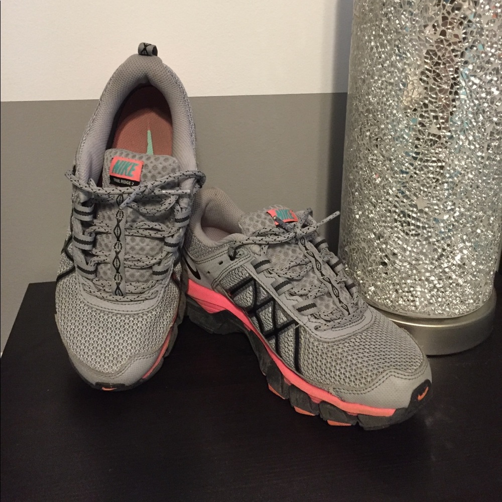 Nike Trail Ridge 2 shoes