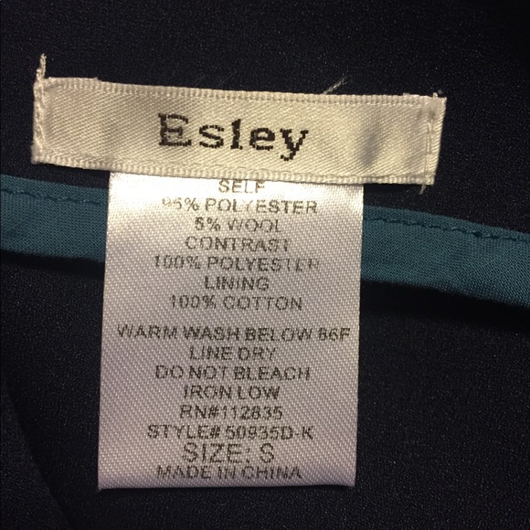 ⭐️ Navy Peplum Dress ⭐️ - Picture 4 of 4