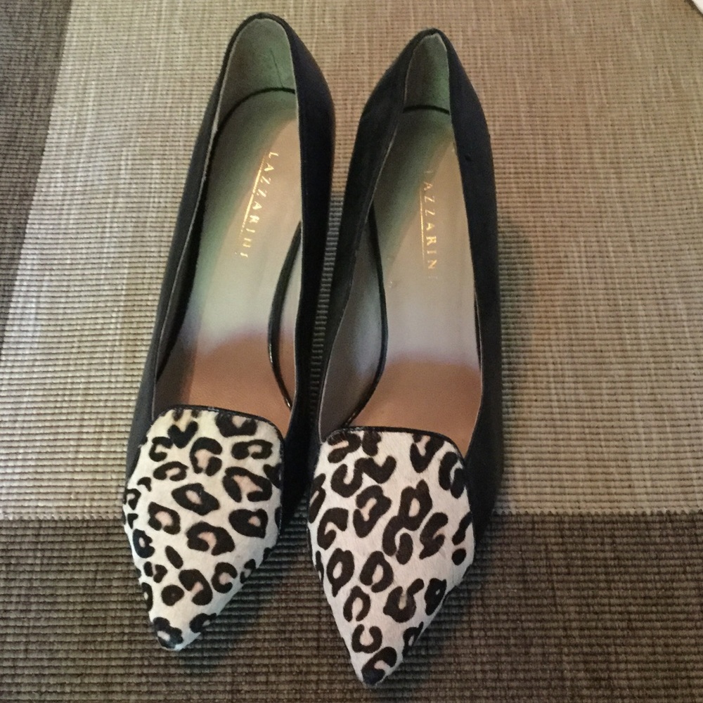 Preowned Lazzarini black and cheetah heels