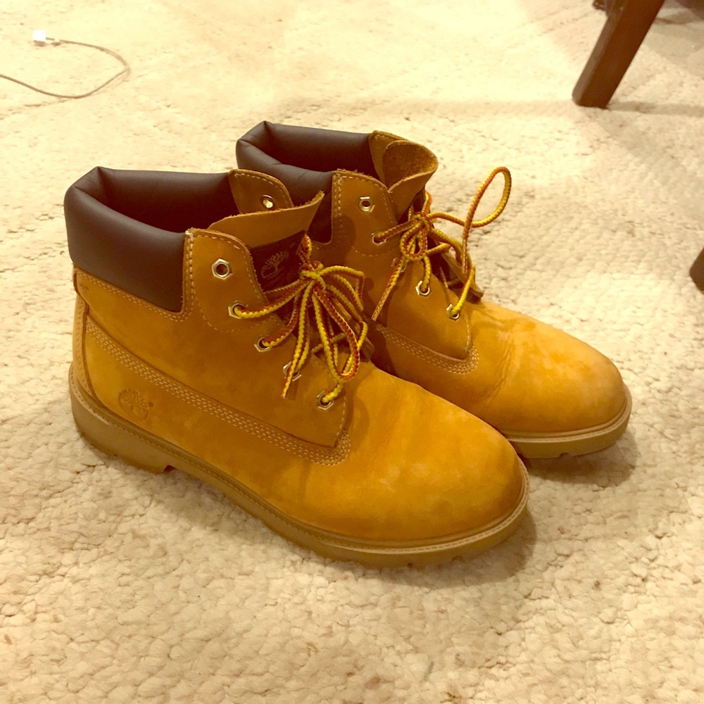 Classic Timbs: size 6 boys