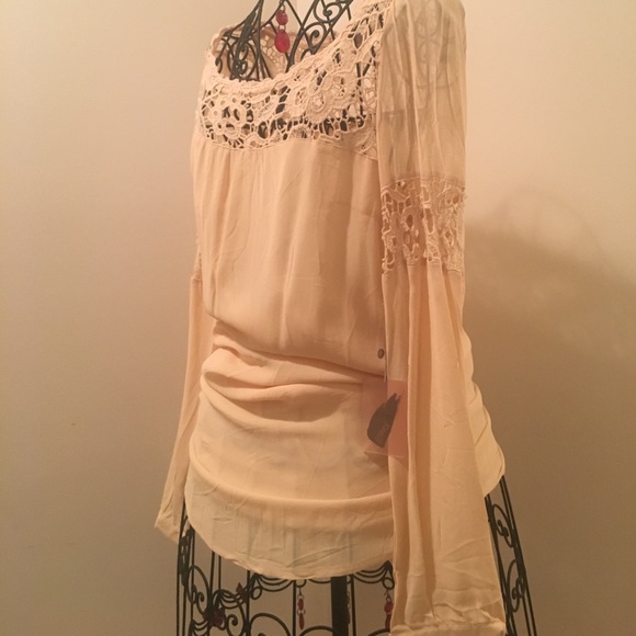 Forever 21 bohemian style short length dress - Picture 3 of 3