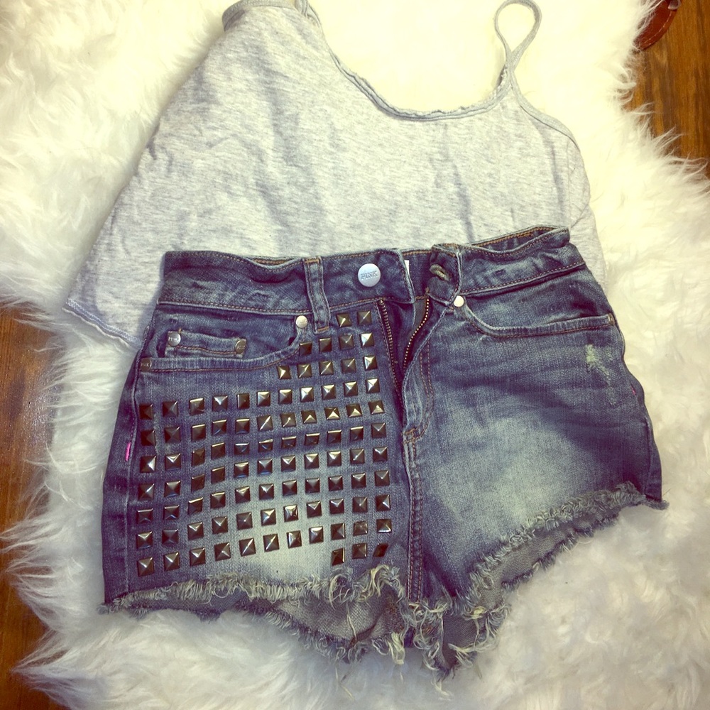 PINK Studded high rise short shorts