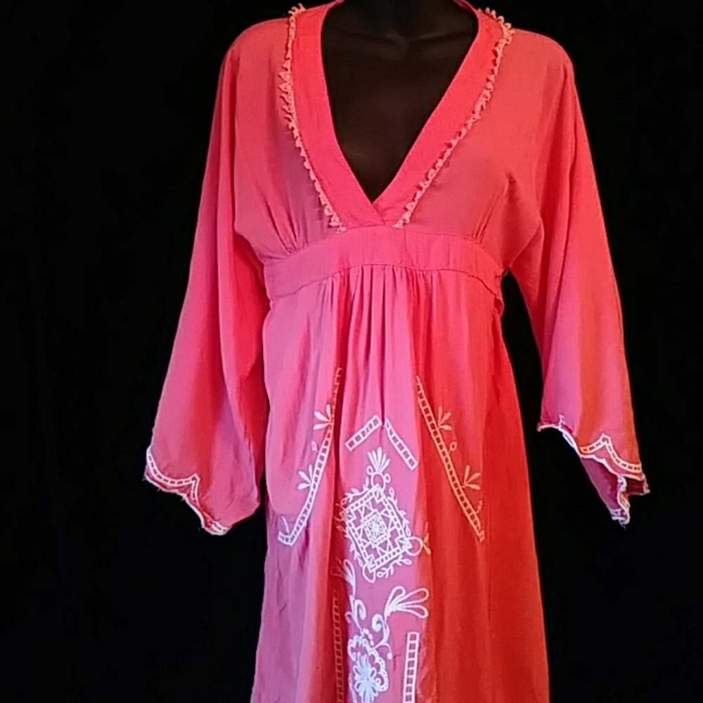 Trendology dress w embroidery embellishment-sz L