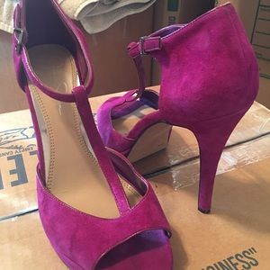 Jessica Simpson Magenta Pump