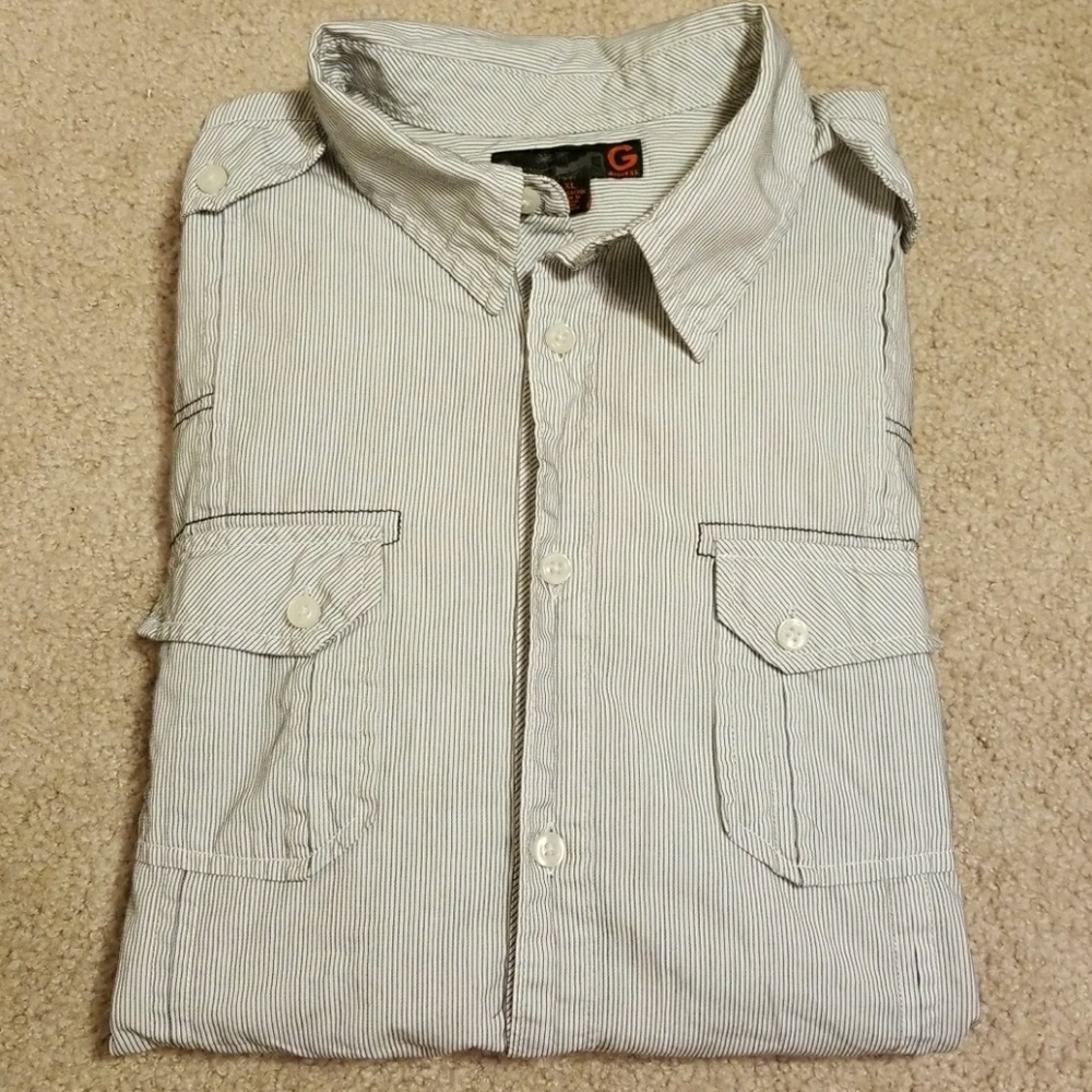XL Guess button down shirt