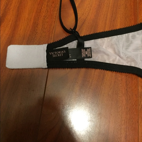 Victoria Secret unlined Demi - Picture 3 of 3