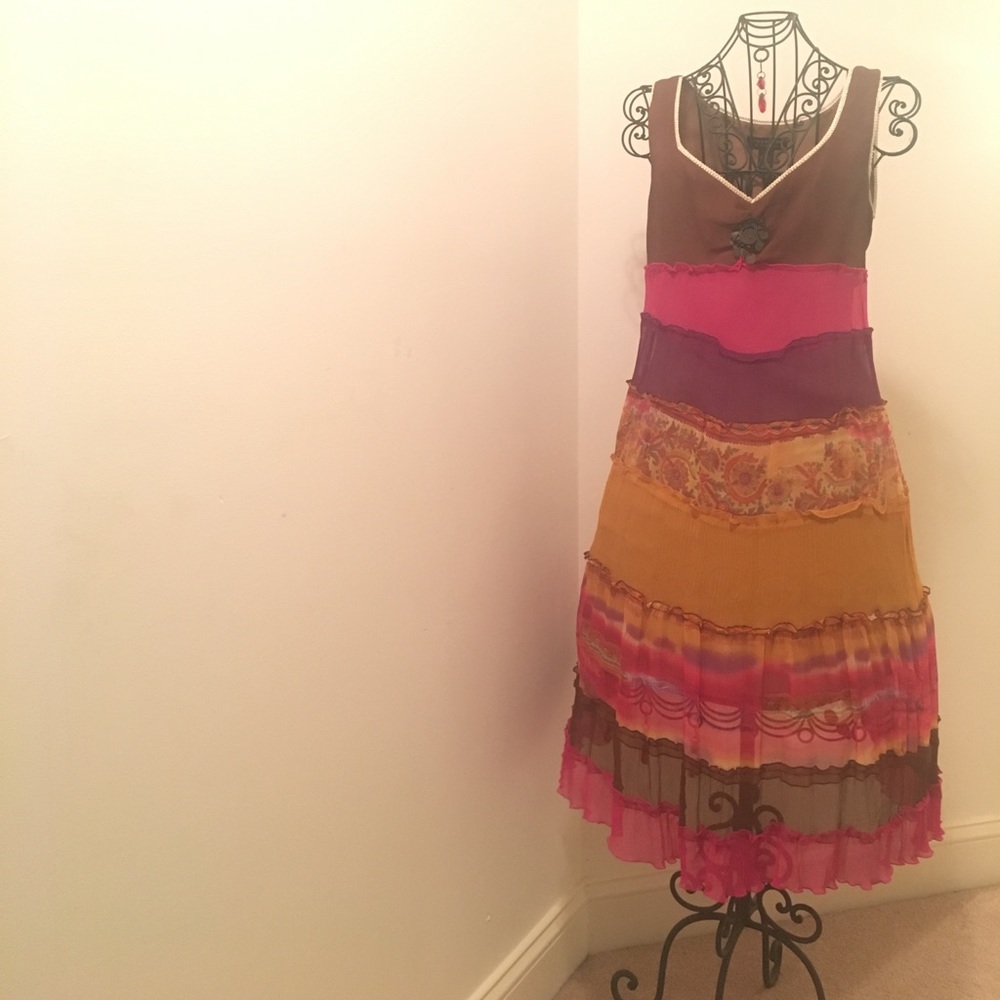 Bohemian style dress. Sleeveless | multi color |