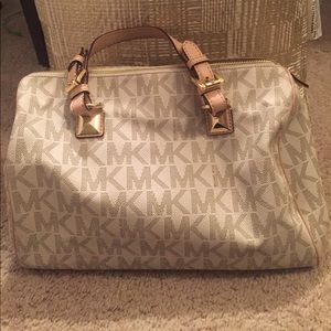Large Michael Kors bag