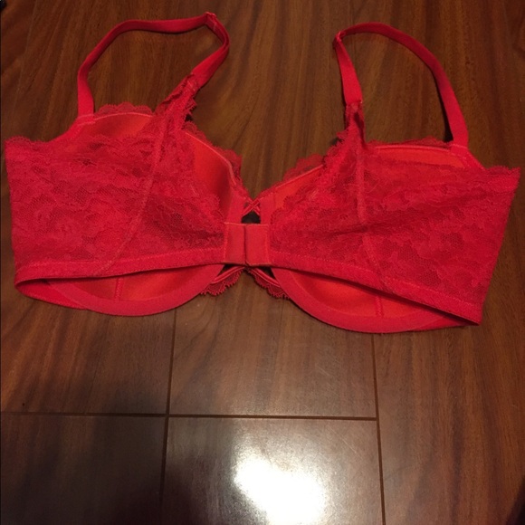 Victoria Secret Very Sexy balconet bra. - Picture 2 of 3