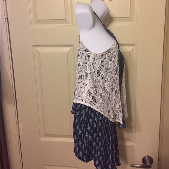 Lace tank top - Picture 4 of 4