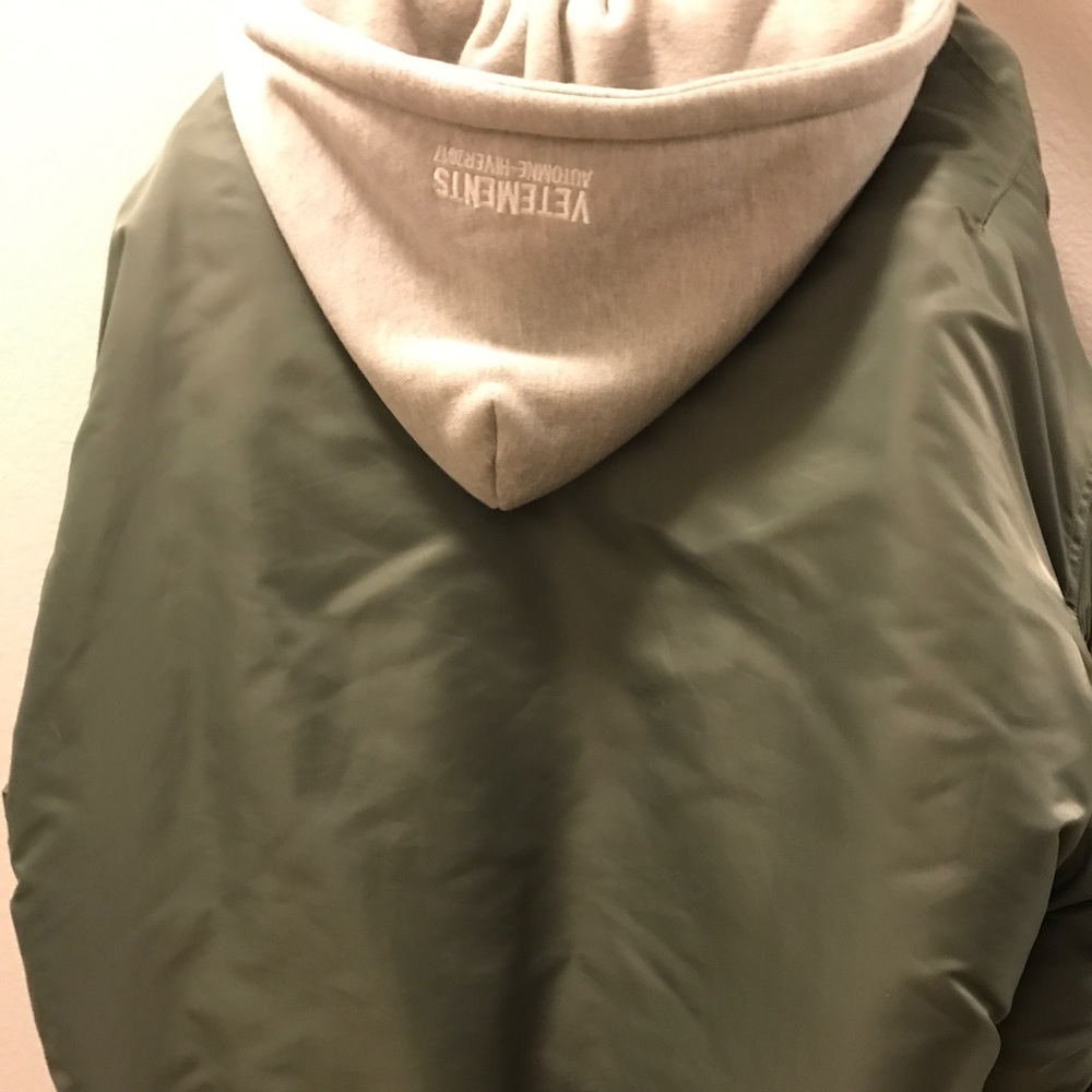 VETEMENTS Oversized Hooded Bomber