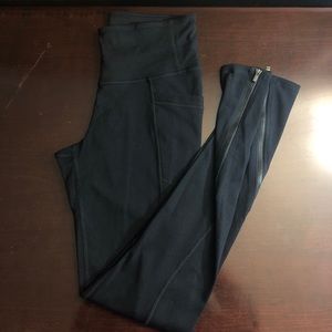 Athleta High Rise Chat to Town Tight