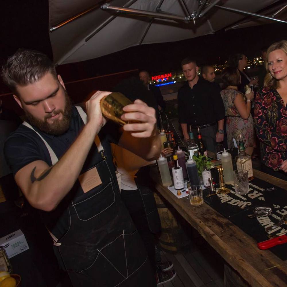 Meet your Posher, Eric