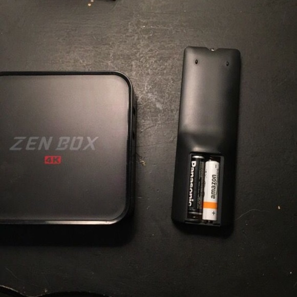 Fire box with remote - Picture 3 of 3