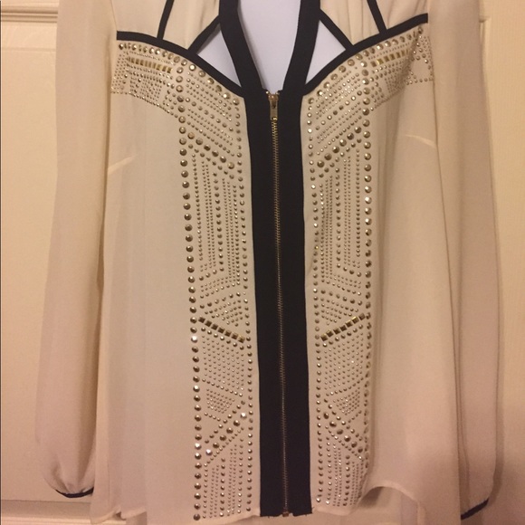 Cutout blouse - Picture 2 of 5