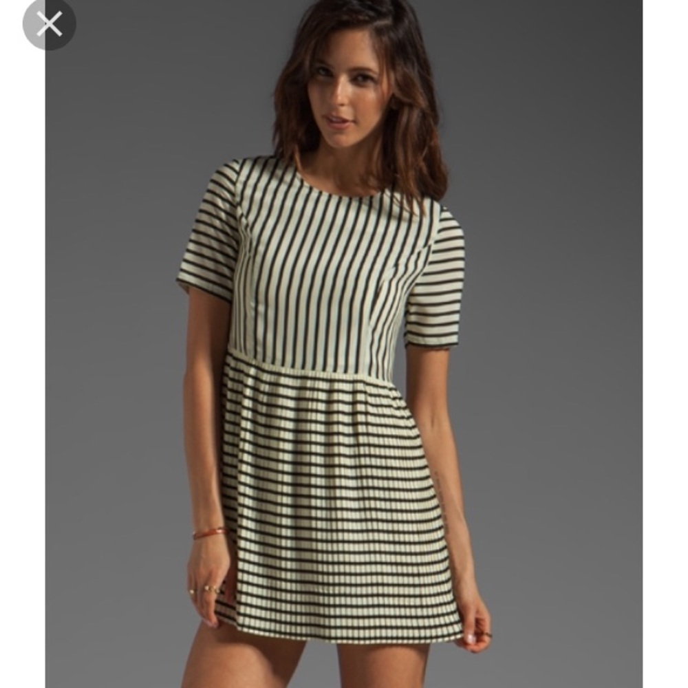 Trendy MinkPink mini dress