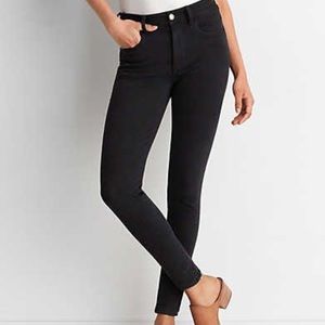 Black American eagle jeans! Worn once🤗