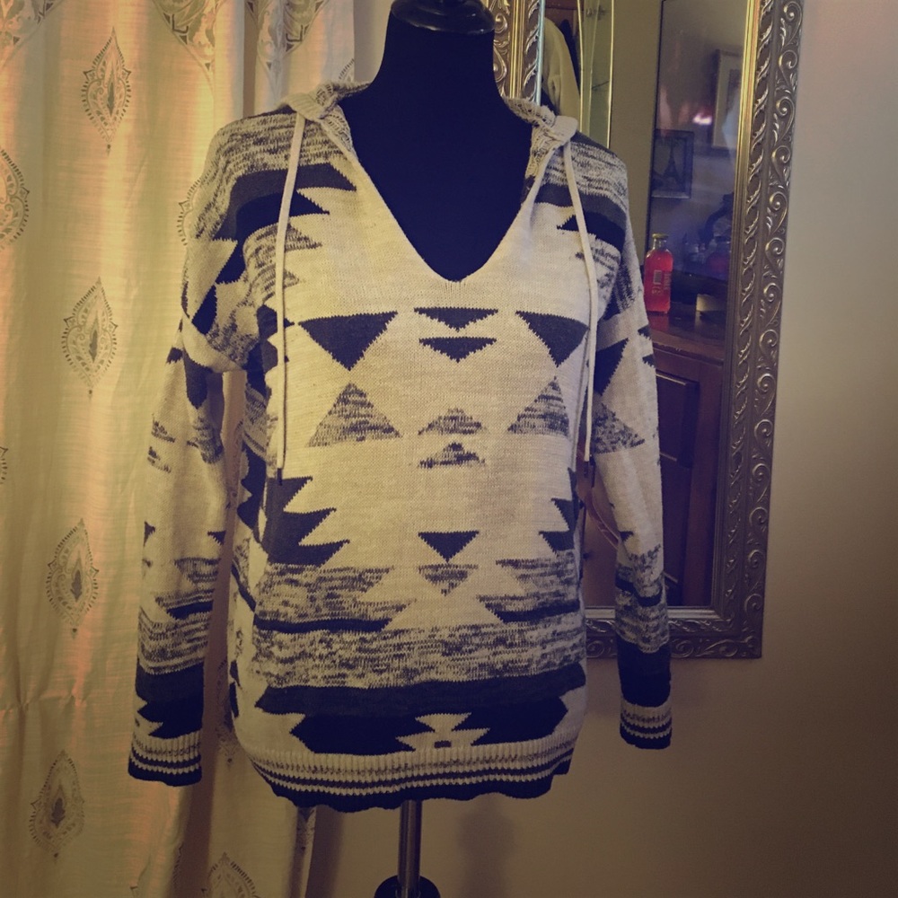 American eagle pullover