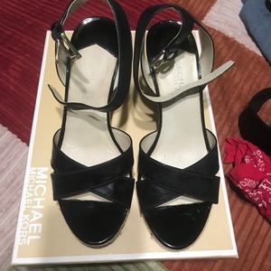 MK Wedges