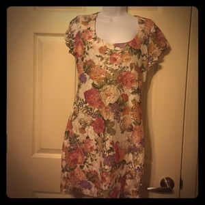 Lace cap sleeve flower dress