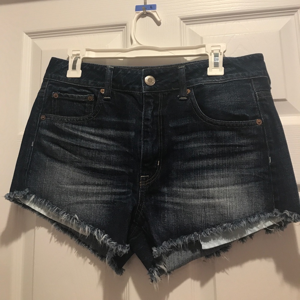 American Eagle high-rise festival shorts!